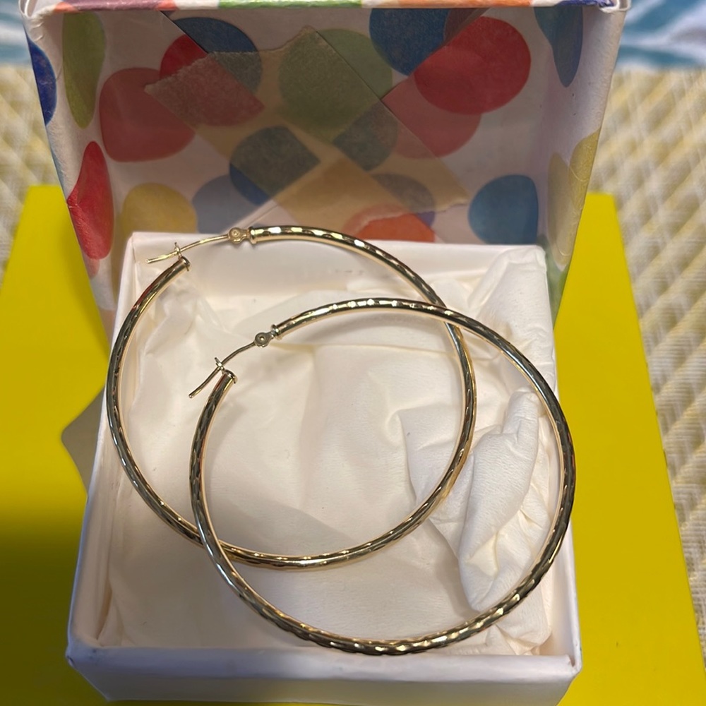 14k yellow gold hoops